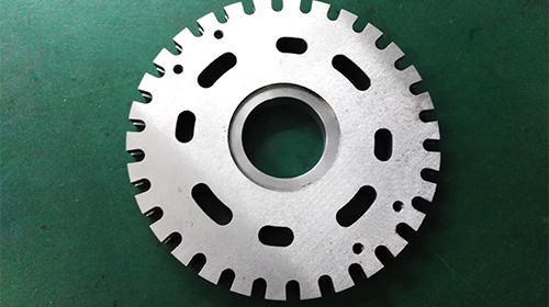
What are the advantages of CNC high-precision products
